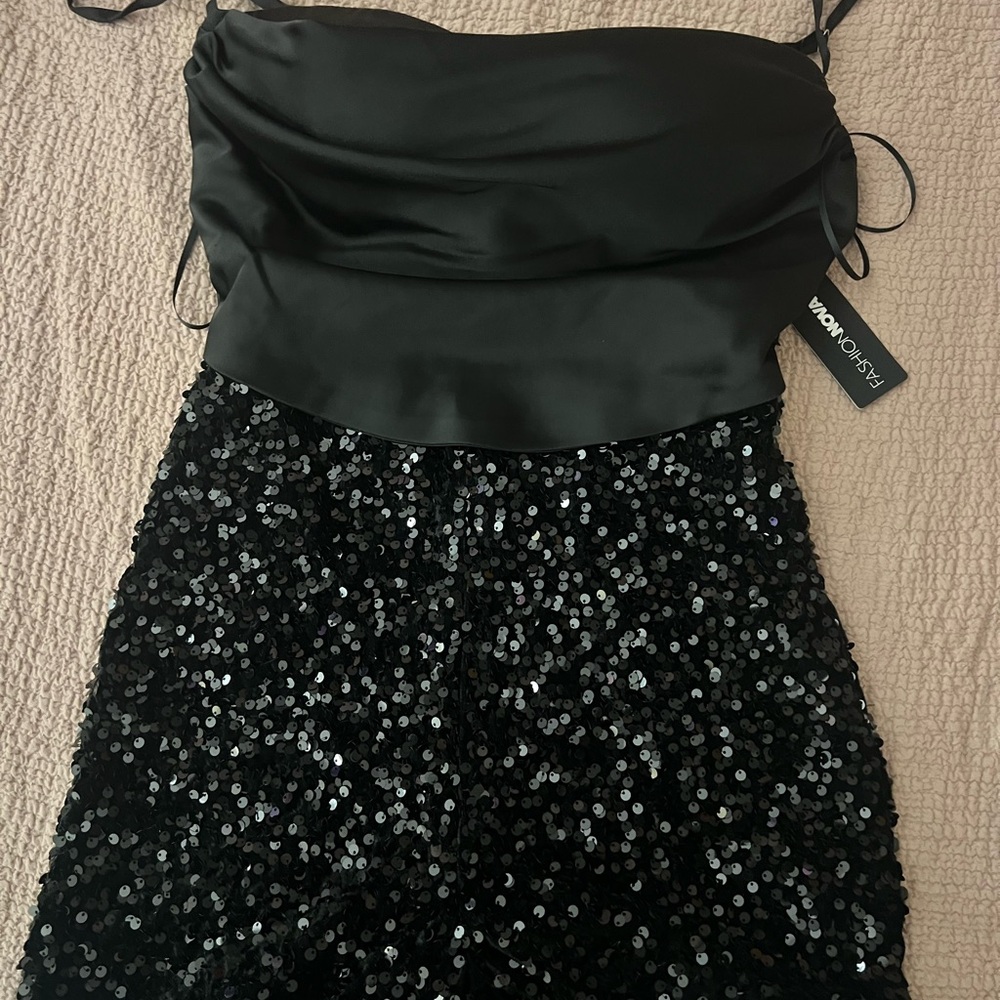 Fashion Nova Elegant Black Strapless Sequin Dress